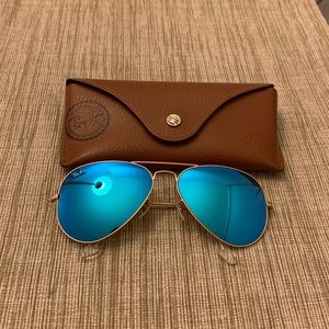 Rayban blue mirrored aviators